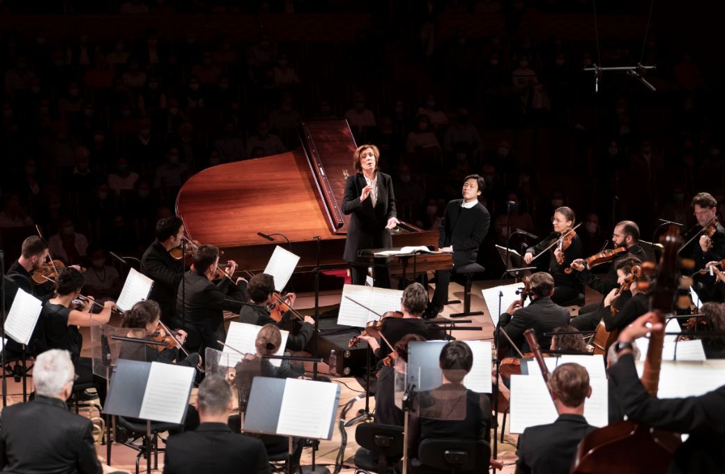 Sunwook Kim avec Insula orchestra et Laurence Equilbey © Julien Behamou | Insula orchestra