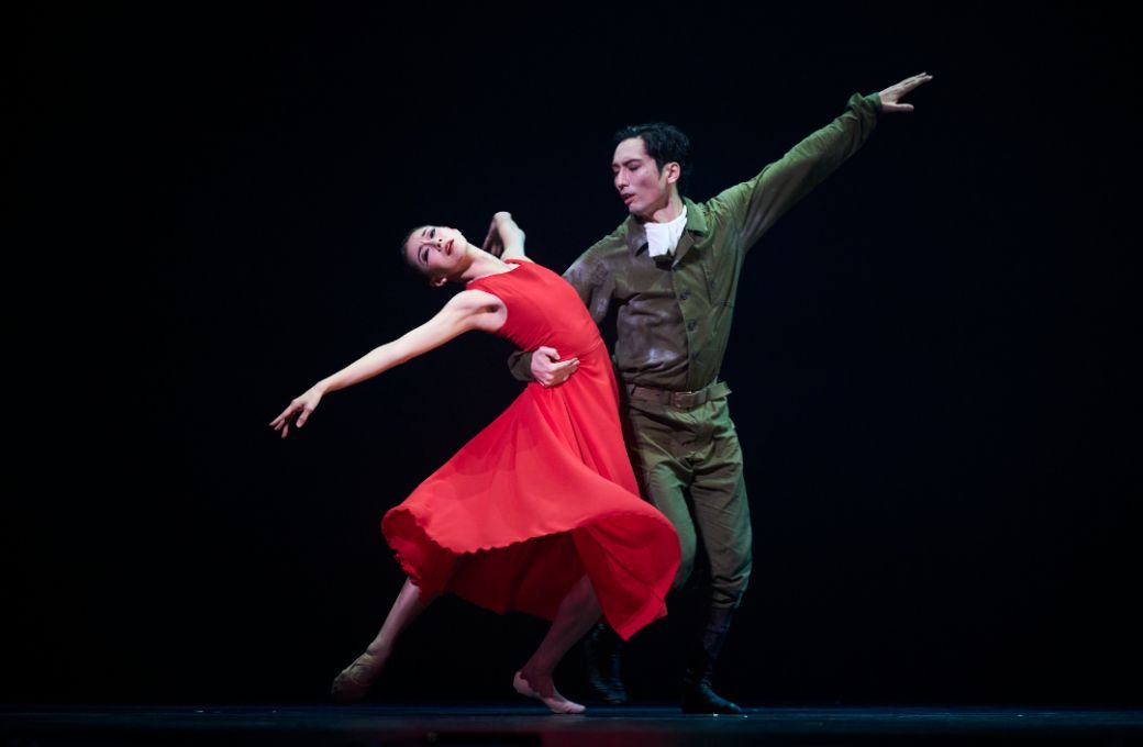 Saya Okubo as The Fiancée and Shoya Ishibashi as The Pilot in <i>A Dance Remembered in Tohno</i> © Hajime Watanabe