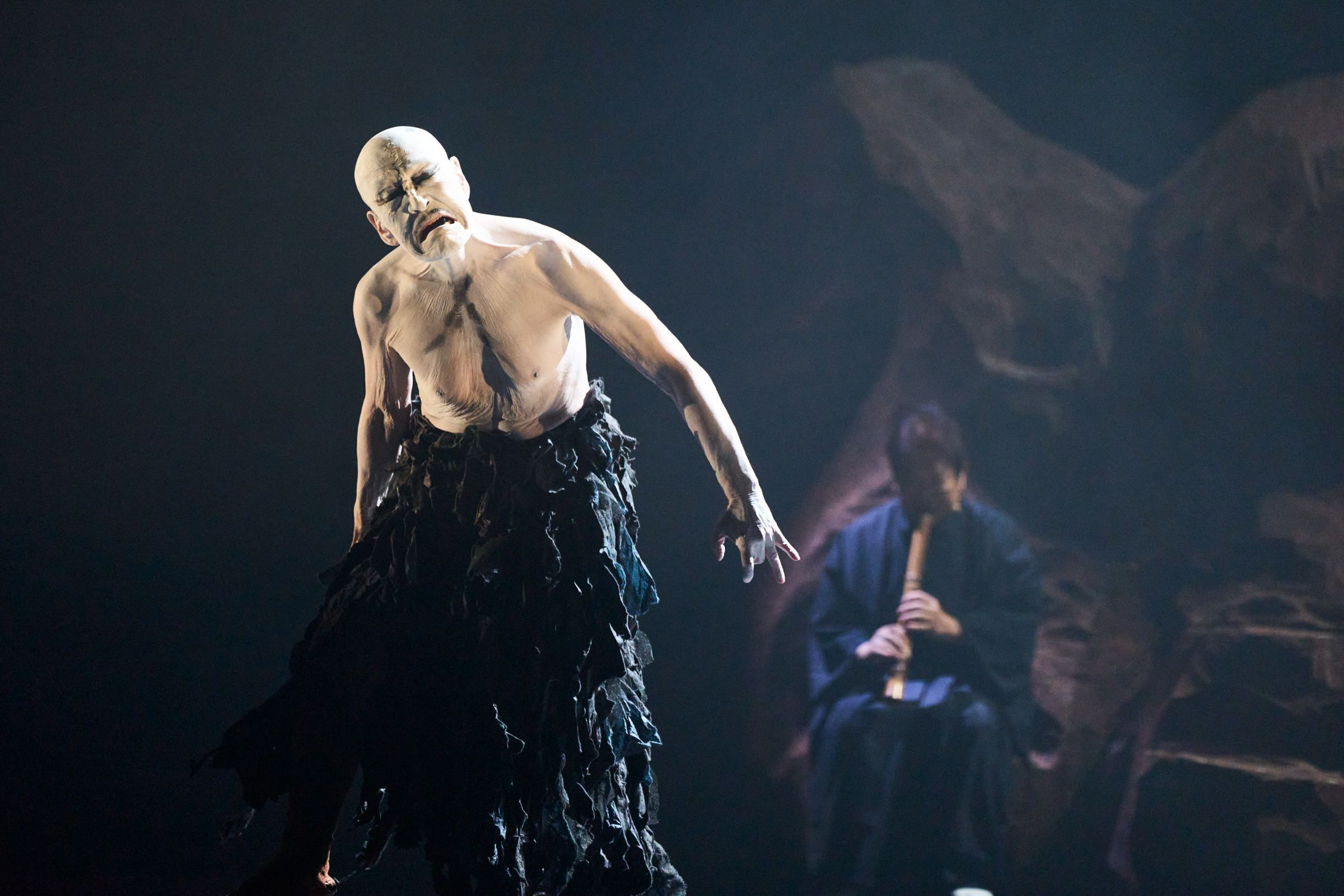 Akaji Maro as The Dead Man in Kaiji Moriyama's <i>A Dance Remembered in Tohno</i> © Hajime Watanabe