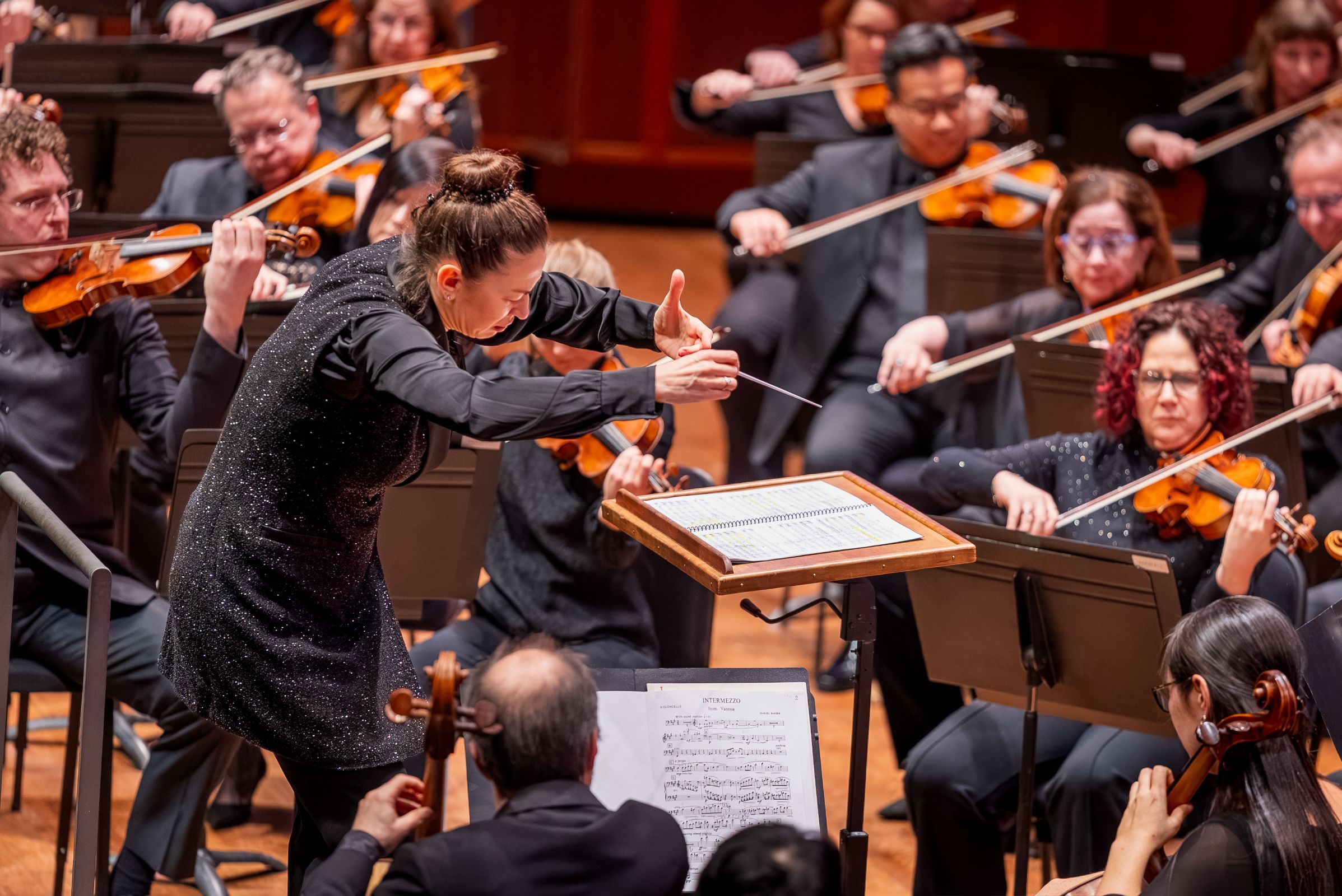 Alevtina Ioffe conducts the Seattle Symphony &copy; James Holt | Seattle Symphony