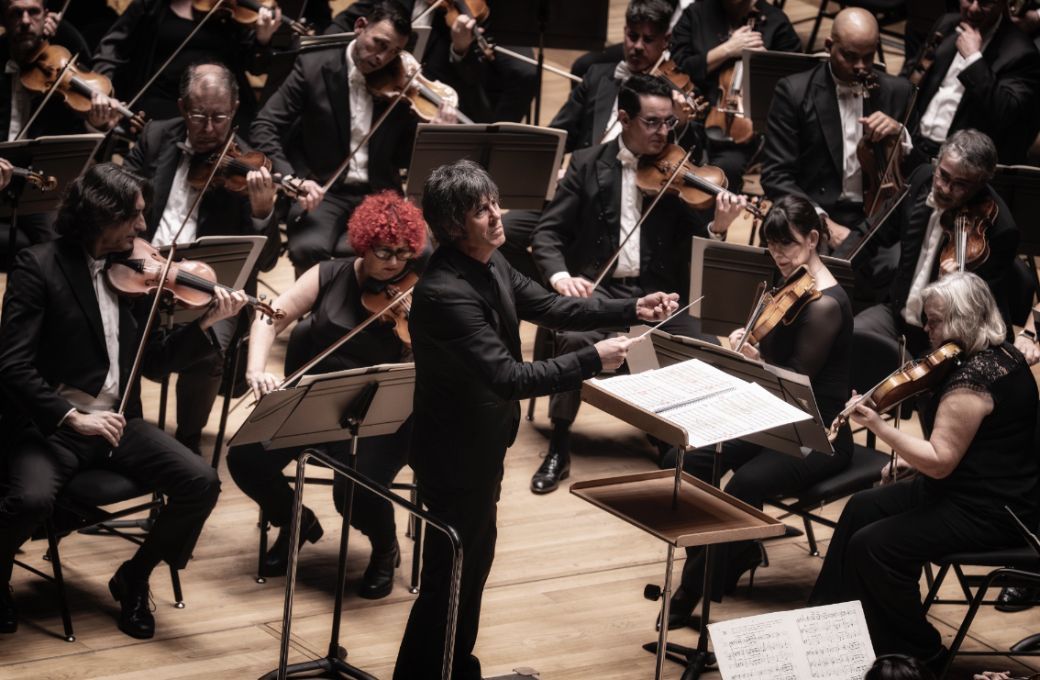 Nacho de Paz en el Palau de la M&uacute;sica con la Orquestra de Val&egrave;ncia &copy; Live Music Valencia