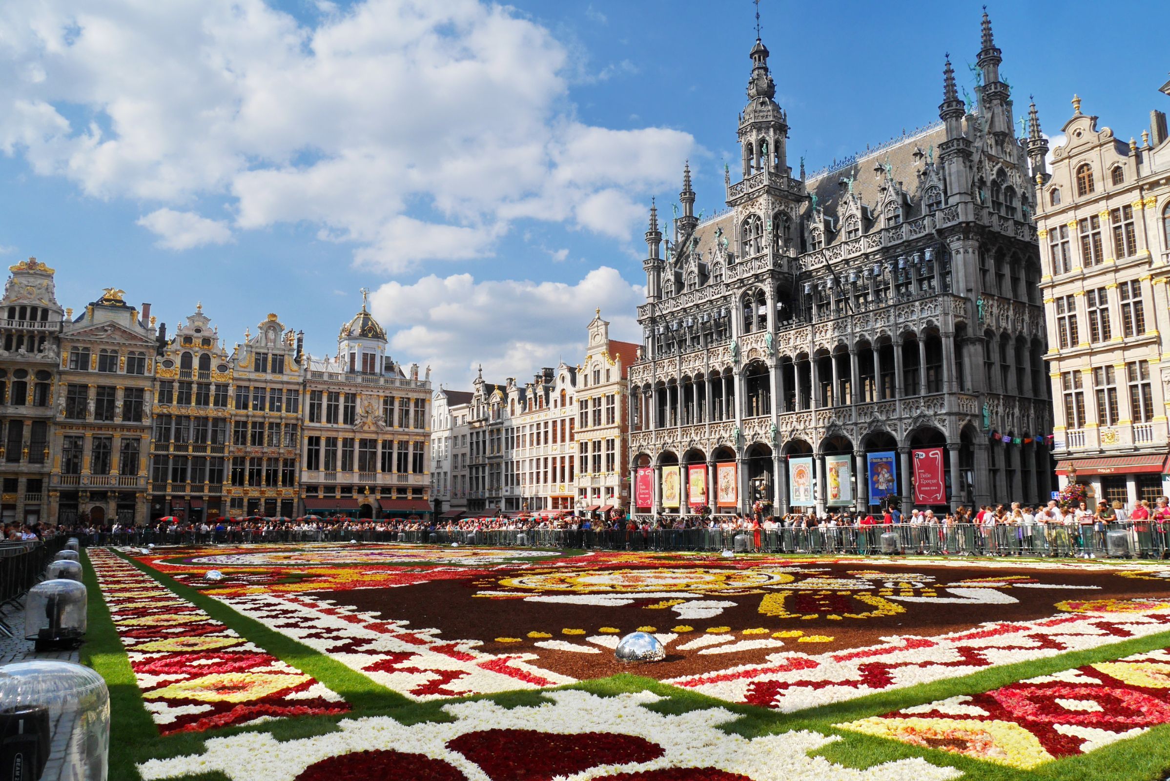 Grand Place &copy; Goi
