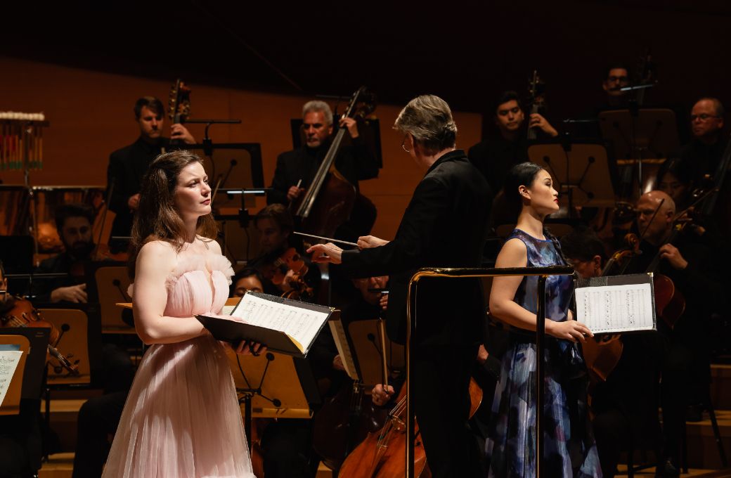Liv Redpath, Esa-Pekka Salonen and Jingjing Xu © Farah Sosa