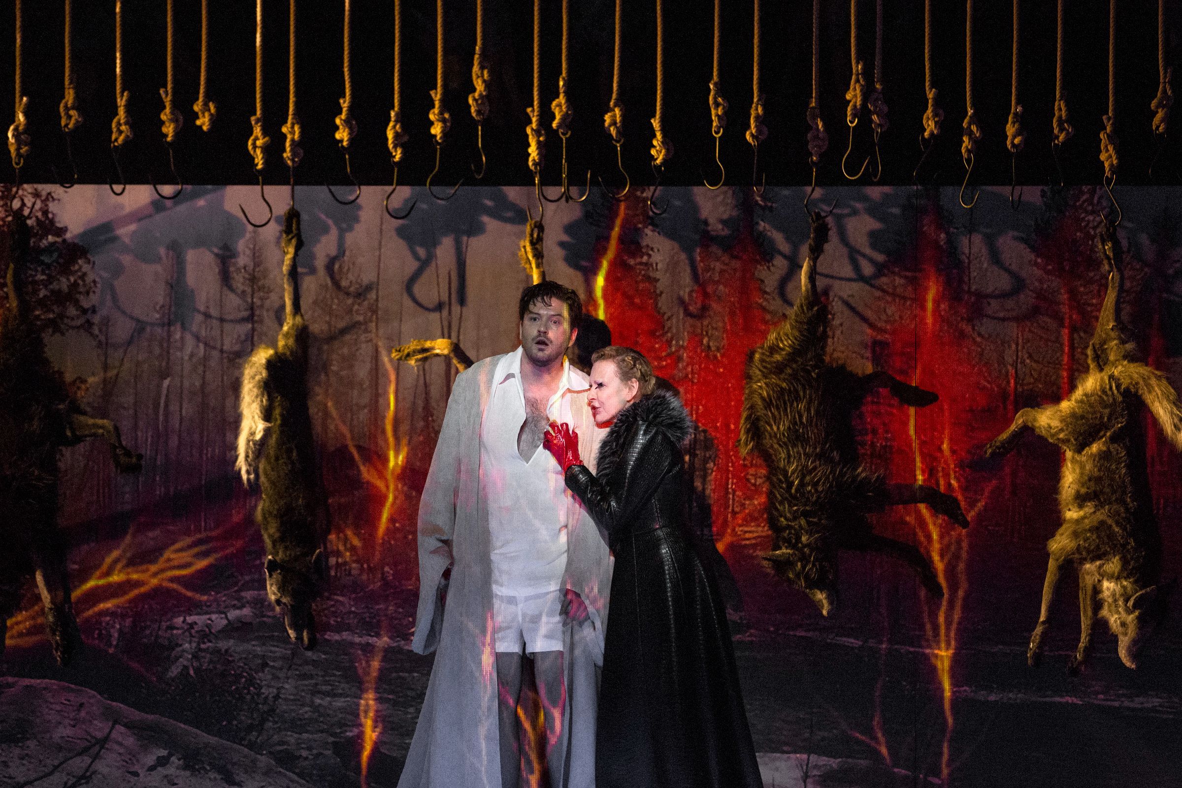 Samuel Hasselhorn (Peter) and Sunnyi Melles (Azaël) © Bernd Uhlig