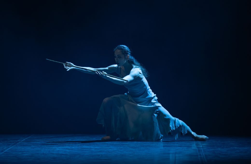 Emily Suzuki as Giselle in Akram Khan's <i>Giselle</i> © Photography by ASH
