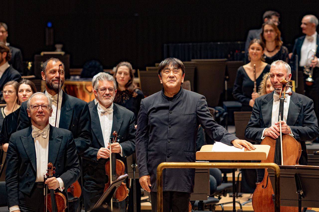 Yutaka Sado et l'Orchestre National de France à la Halle aux grains &copy; William Wartel