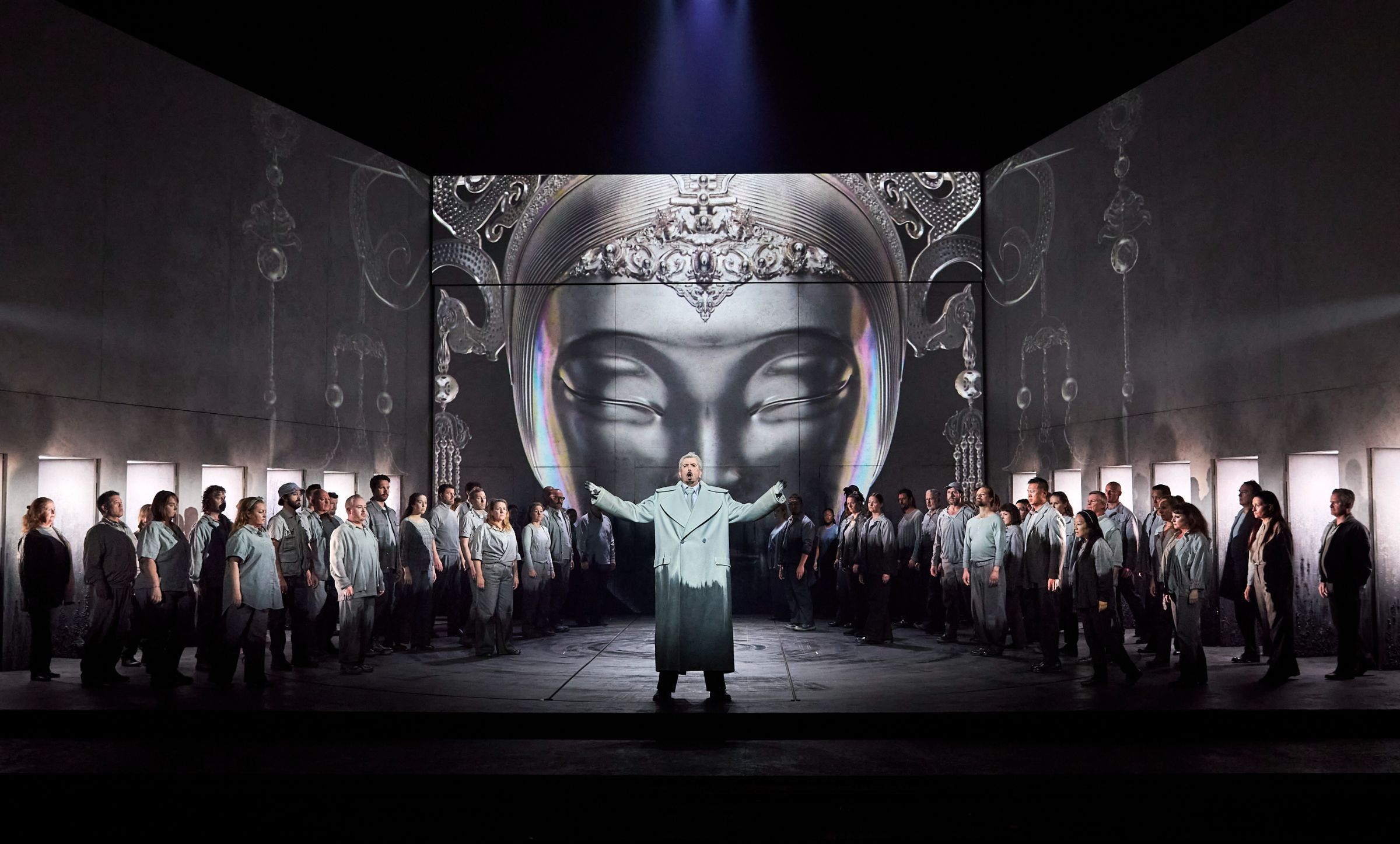 Gregory Brown (Emperor), ensemble and Opera Australia Chorus &copy; Keith Saunders