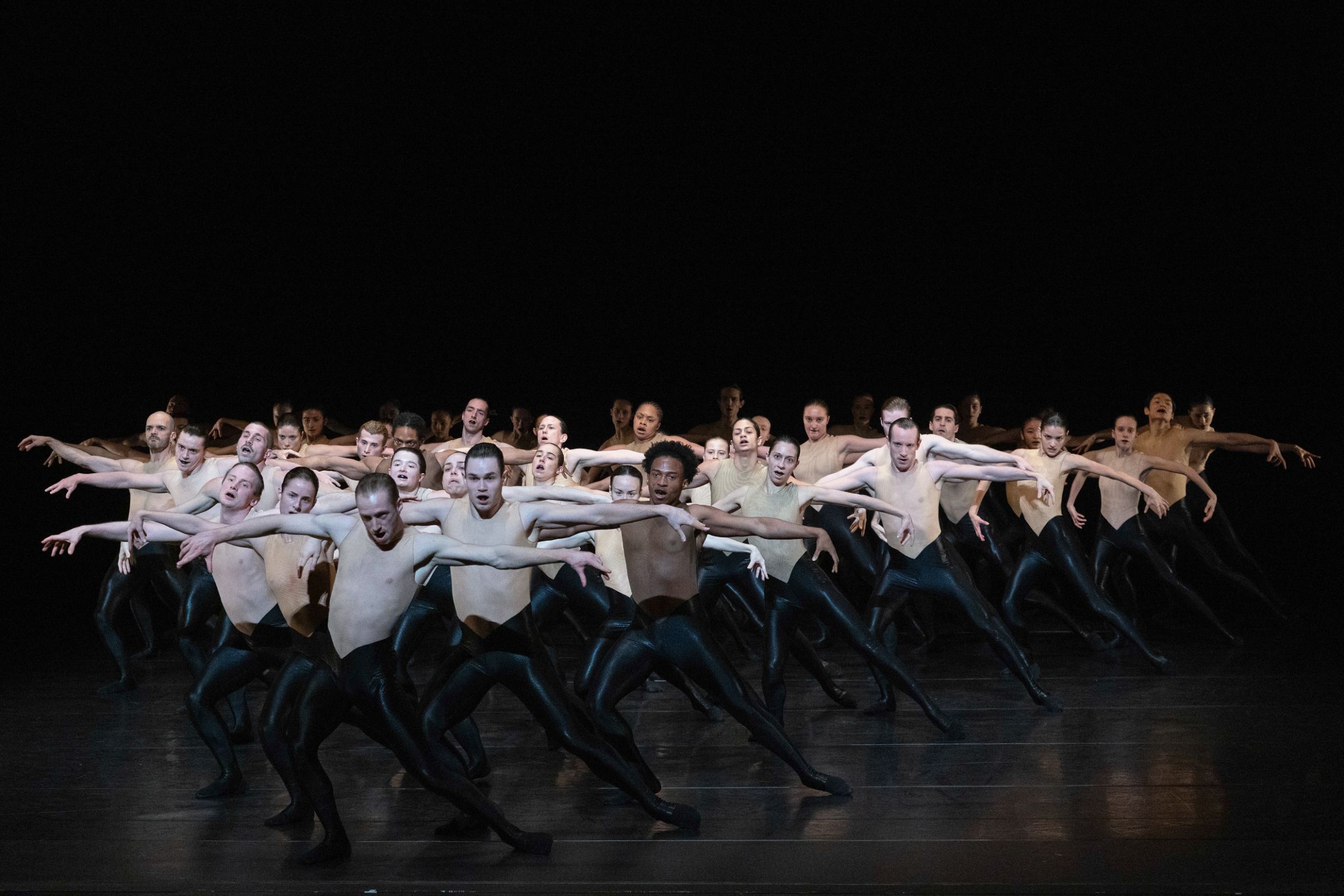 Opera Ballet Vlaanderen in Shahar Binyamini's <i>Boléro X</i> &copy; PhileDeprez
