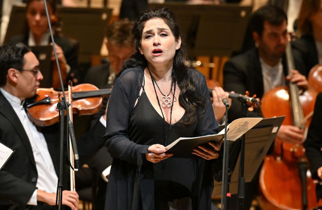 Rinat Shaham and the London Symphony Orchestra &copy; LSO | Mark Allan