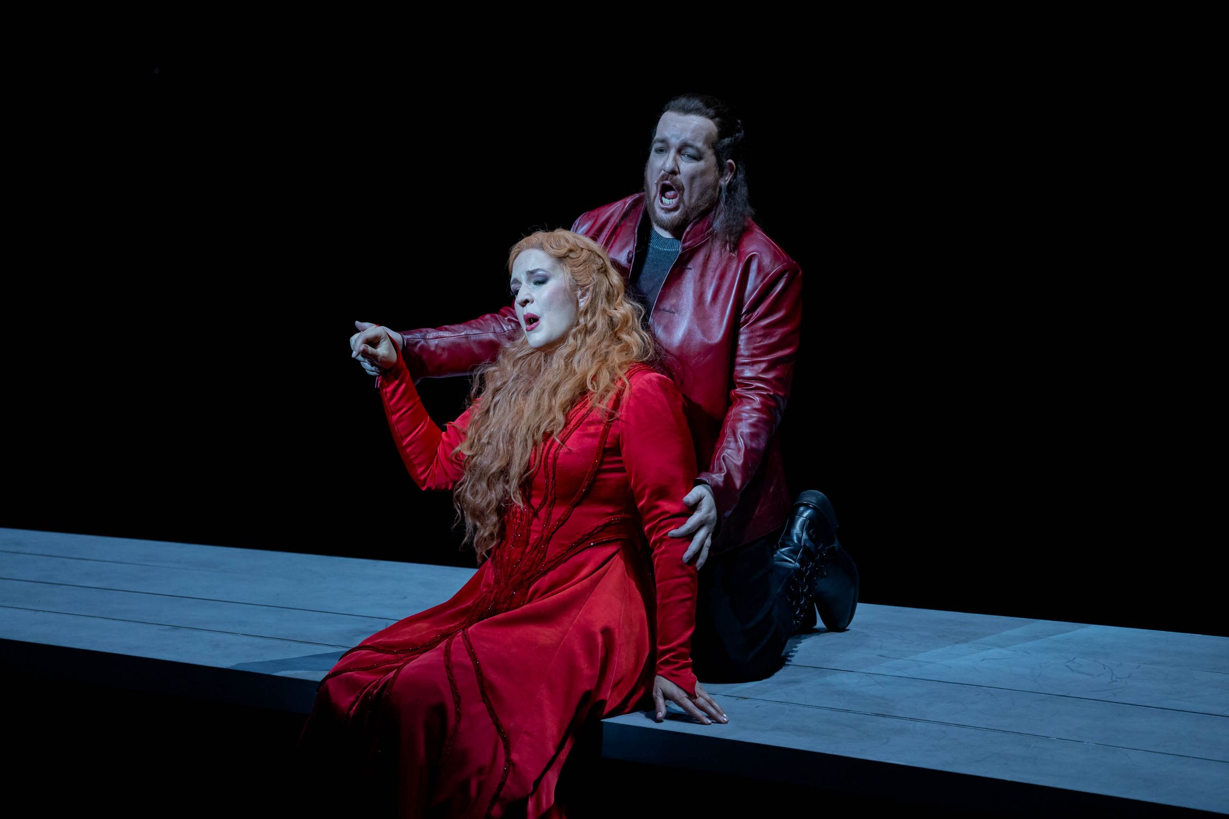 Lise Davidsen (Isolda) y Clay Hilley (Tristán) &copy; Sergi Panizo | Gran Teatre del Liceu
