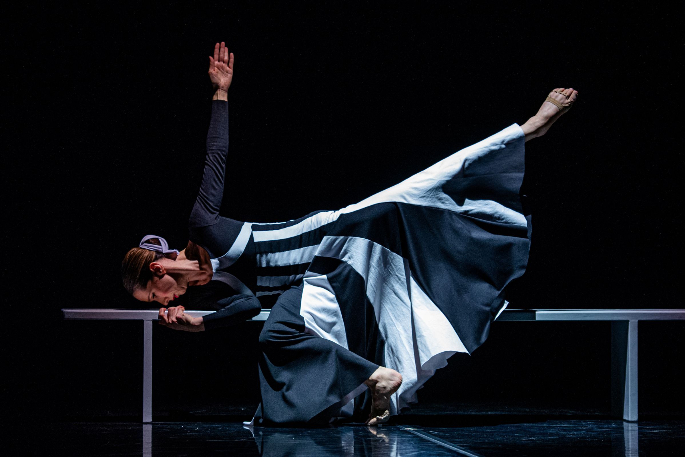 Amy Thake in Martha Graham's <i>Deep Song</i> &copy; Pierre Tappon