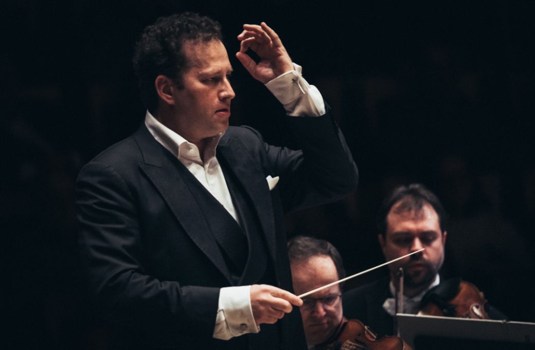 Nikolaj Szeps-Znaider dirige l'Orchestre national de Lyon &copy; Fred Mortagne