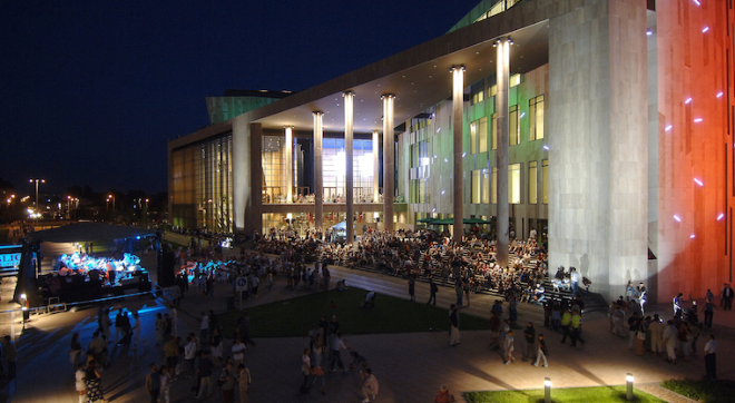 View of Müpa at night &copy; Müpa Budapest | Zsuzsa Petã
