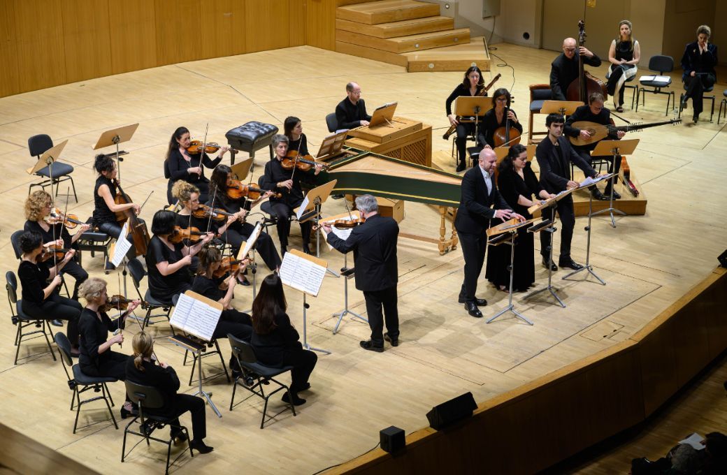 Les Accent dirigidos por Thibault Noally con Renato Dolcini, Anthea Pichanick y Cameron Shahbazi &copy; Rafa Mart&iacute;n | Centro Nacional de Difusi&oacute;n Musical (CNDM)