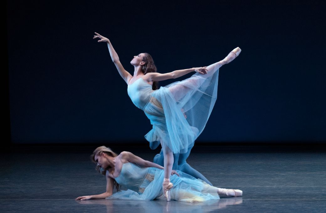Emilie Gerrity and Sara Mearns in George Balanchine's <i>Serenade</i> © Erin Baiano