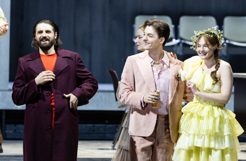 Konstantin Krimmel (Don GiovannI), Paweł Horodyski (Masetto) und Erika Baikoff (Zerlina) &copy; Geoffroy Schied