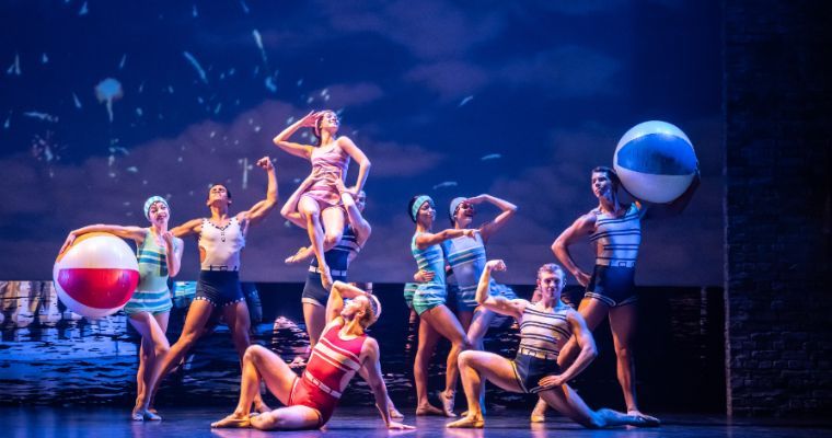 Matthew Bourne's New Adventures in <i>The Red Shoes</i> © Johan Persson