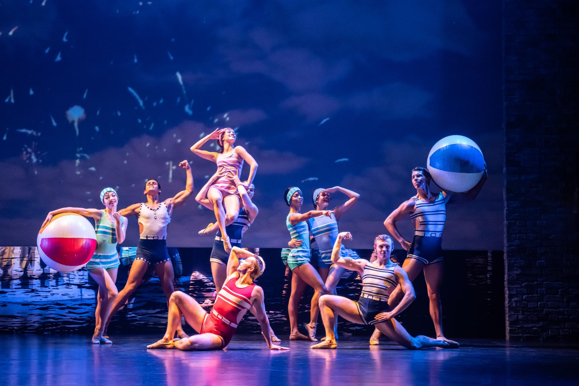 Matthew Bourne's New Adventures in <i>The Red Shoes</i> © Johan Persson