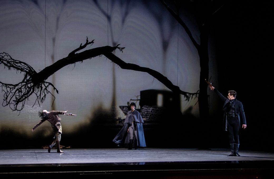 San Francisco Ballet in Yuri Possokhov's <i>Eugene Onegin</i> © Lindsey Rallo