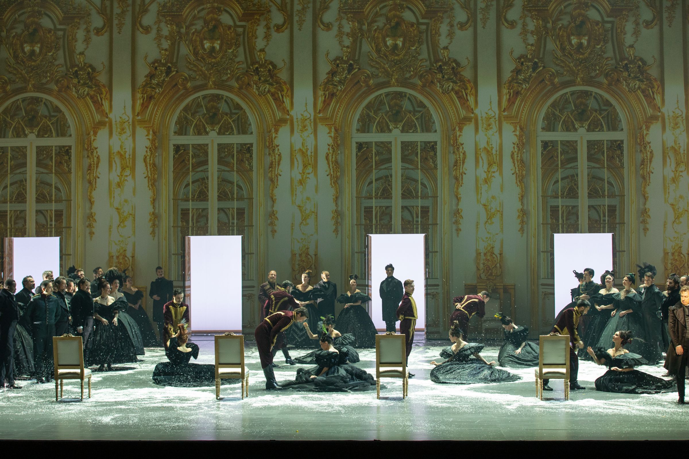 <i>Eugène Onéguine</i> au Palais Garnier © Guergana Damianova / Opéra national de Paris