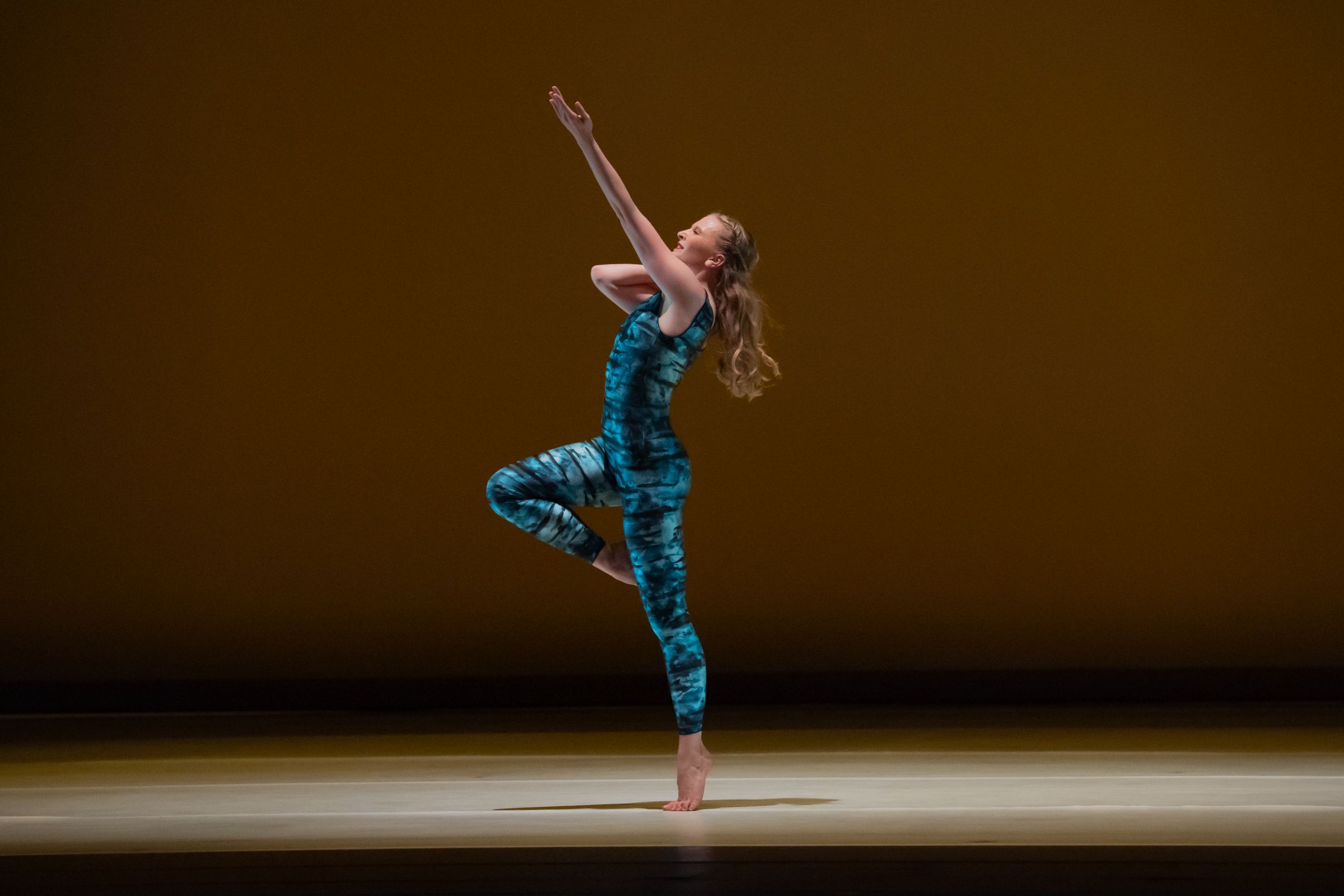 Elizabeth Chapa in Paul Taylor's <i>Concertiana</i> © Hisae Aihara