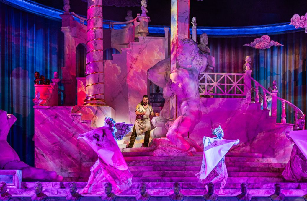 John Osborn (Benvenuto Cellini) &copy; Simon Van Rompay