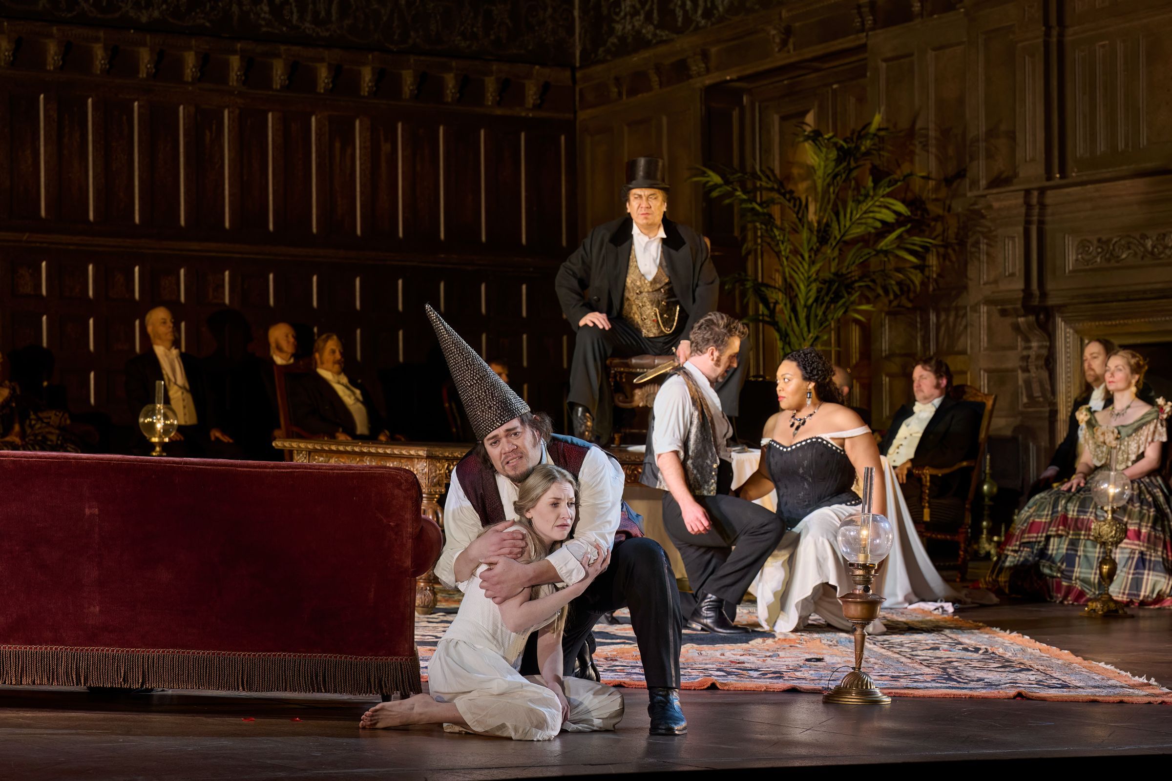 Quinn Kelsey (Rigoletto) and Sarah Dufresne (Gilda) &copy; Michael Cooper