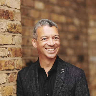 &copy; Theo Williams