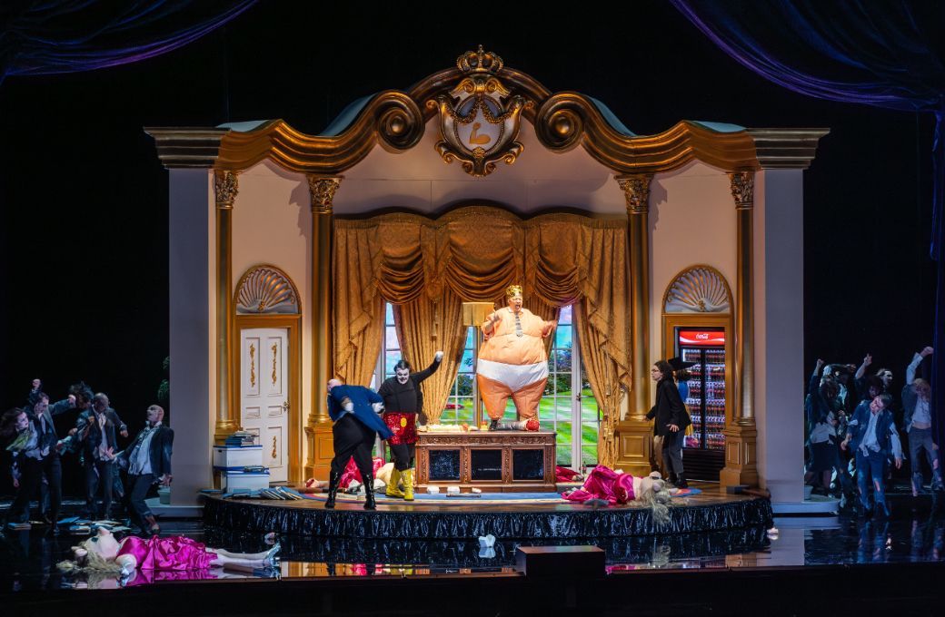 <i>Monster's Paradise</i> at Staatsoper Hamburg &copy; Tanja Dorendorf