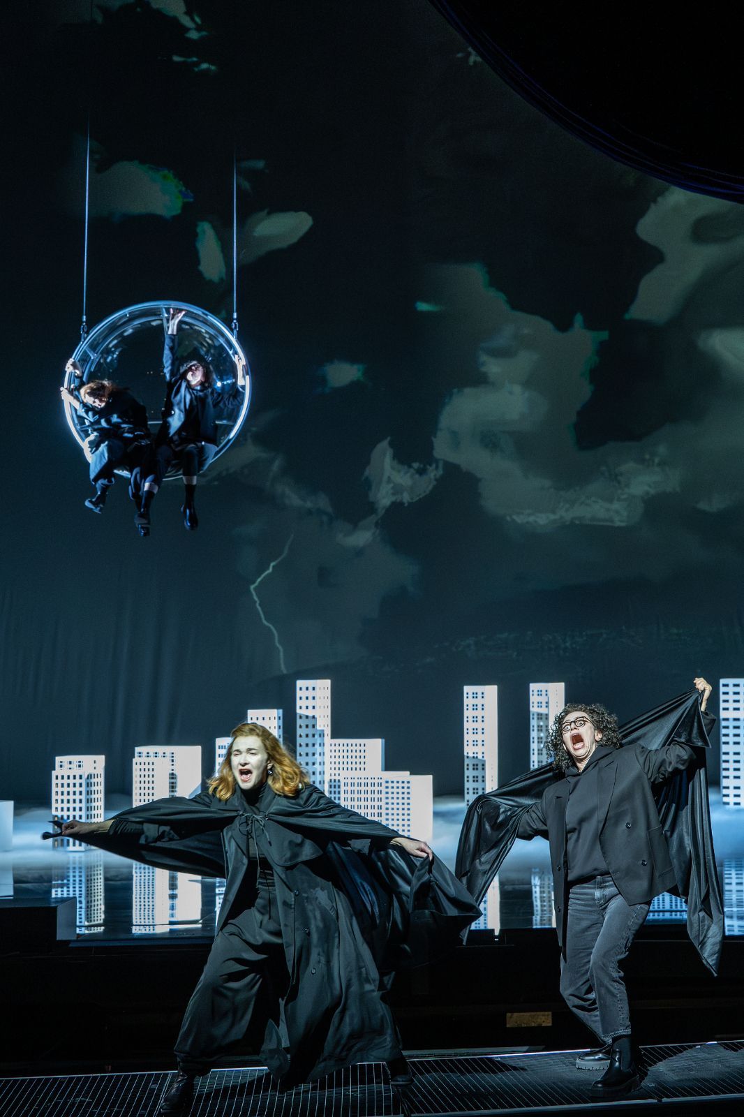 Sarah Defrise (Vampi) and Kristina Stanek (Bampi) &copy; Tanja Dorendorf