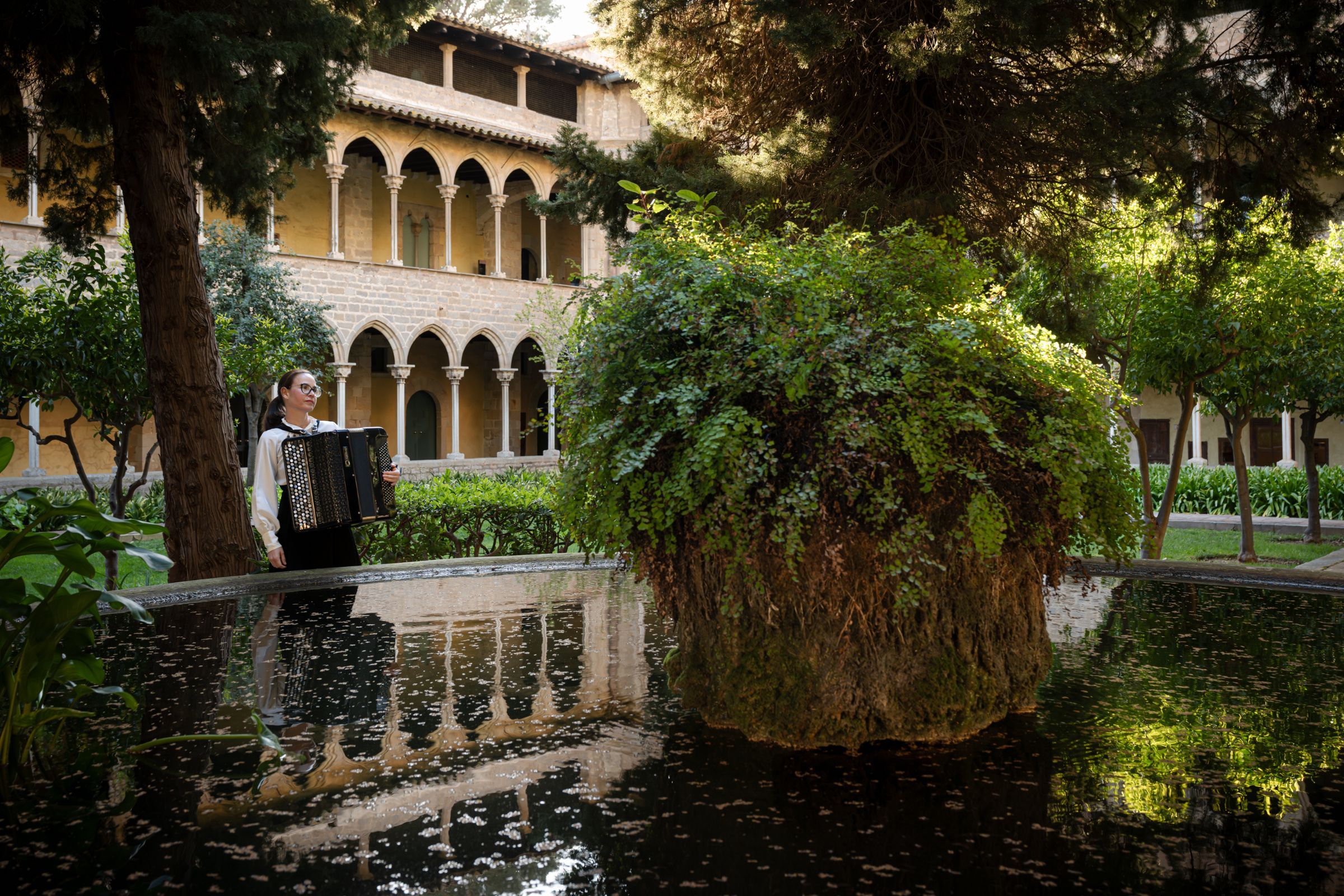Reial Monestir de Santa Maria de Pedralbes © May Circus