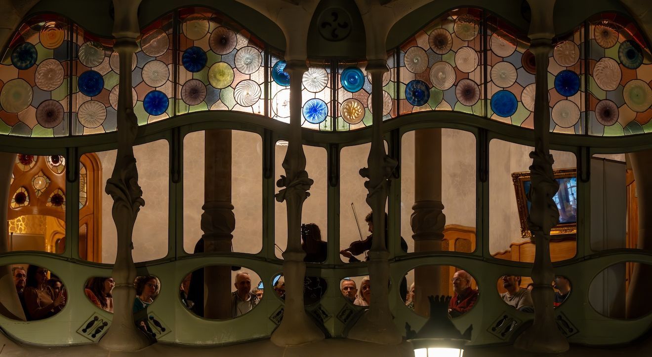 Casa Batllò © May Circus