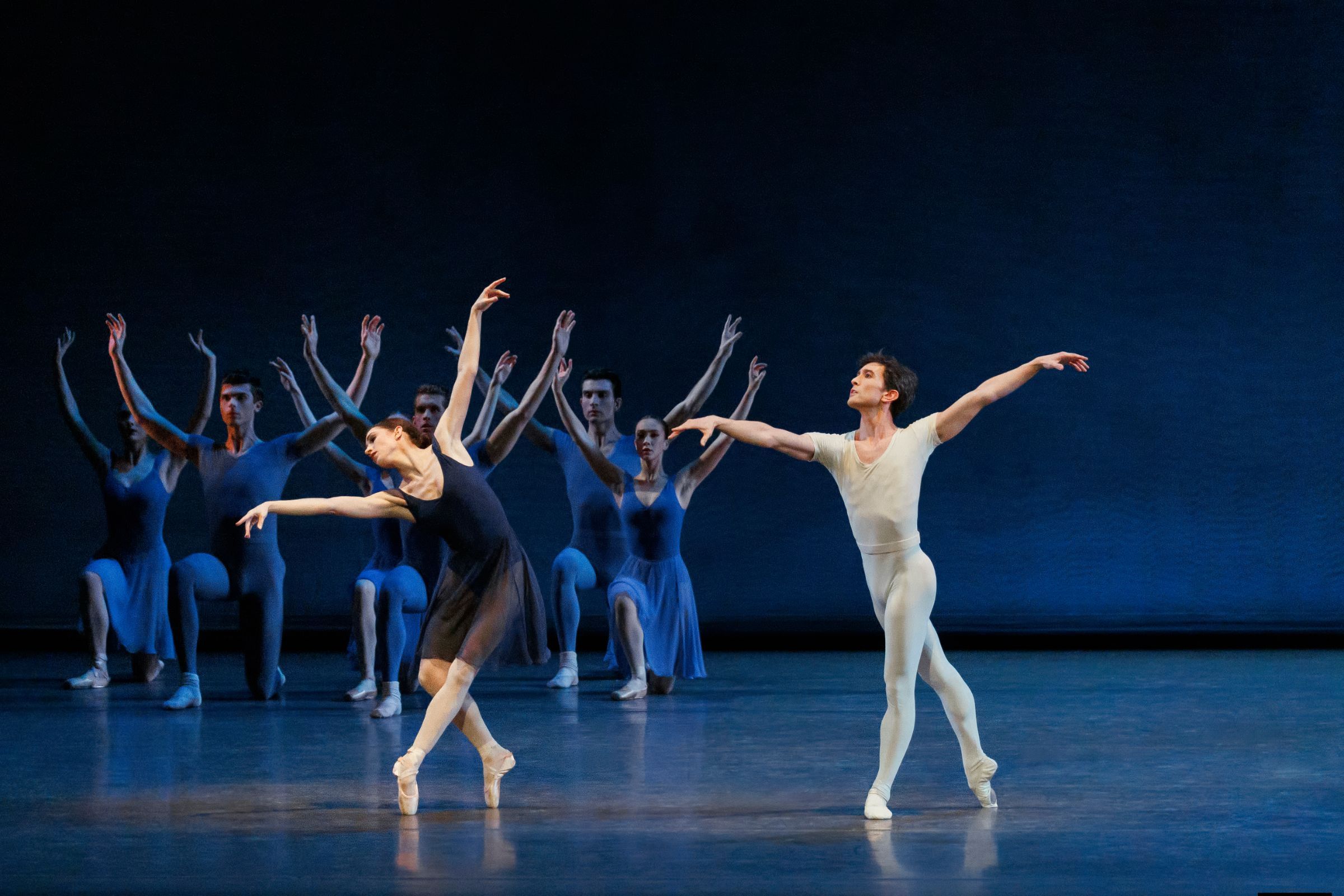 Alexa Maxwell and Anthony Huxley in Jerome Robbins’ <i>Opus 19/The Dreamer</i> &copy; Erin Baiano