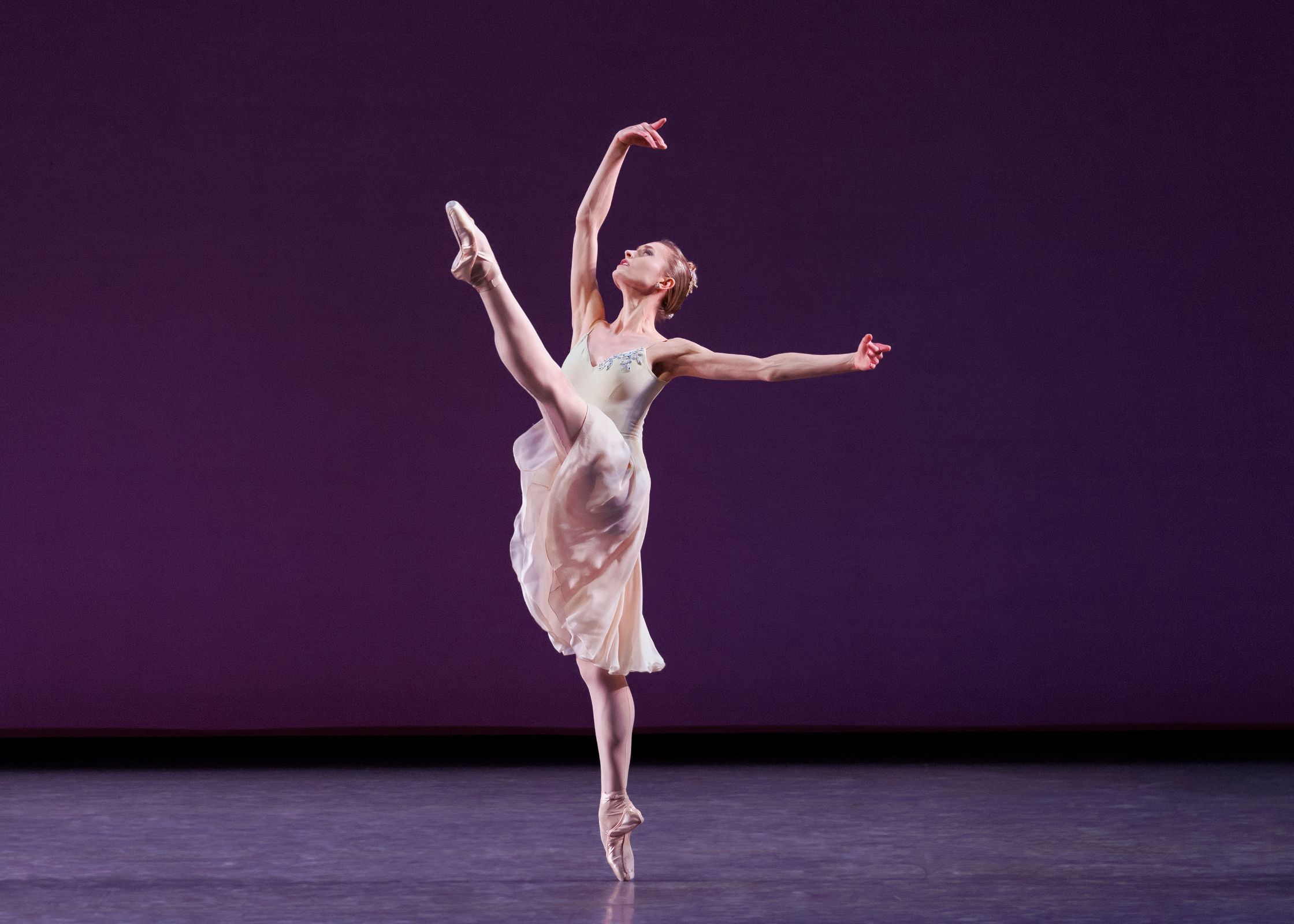 Miriam Miller in George Balanchine’s <i>Walpurgisnacht Ballet</i> &copy; Erin Baiano