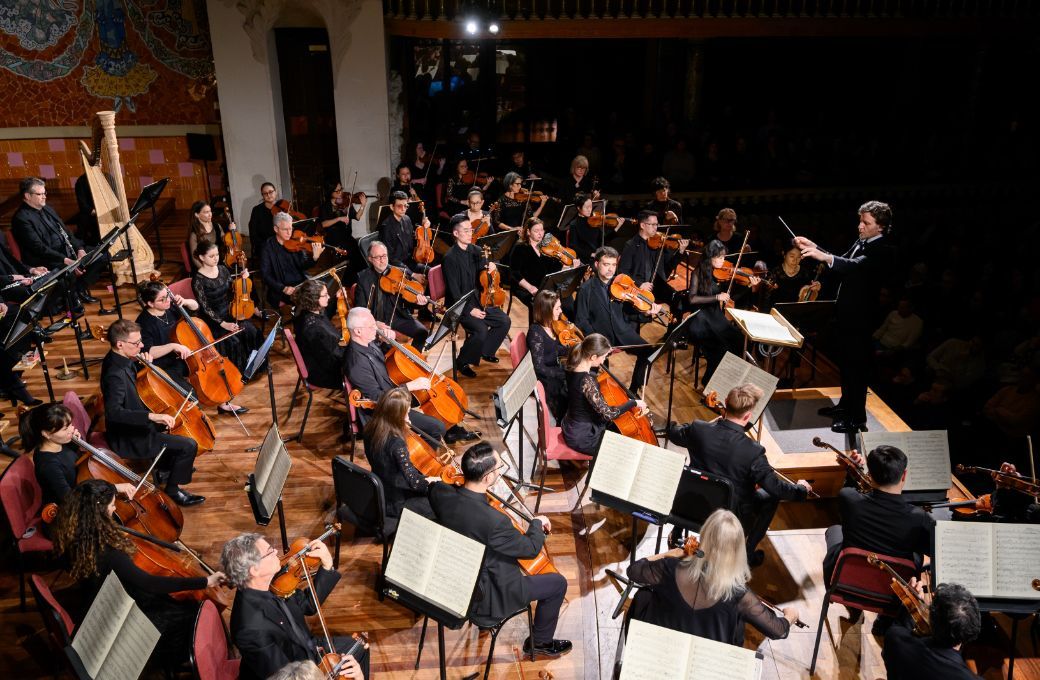 Gustavo Gimeno al frente de la Orquesta Sinf&oacute;nica de Toronto &copy; A. Bofill | BCN Classics