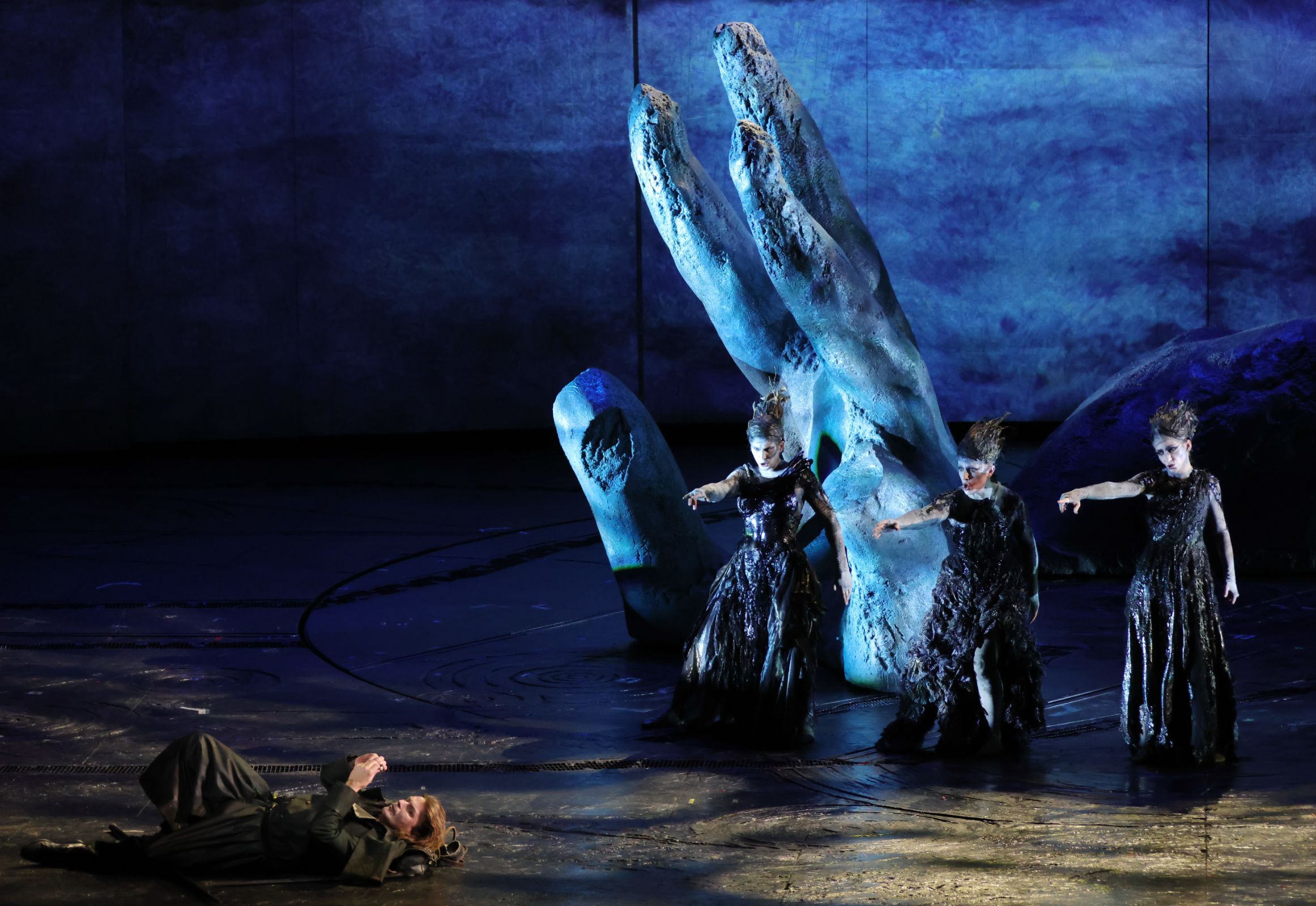 Klaus Florian Vogt (Siegfried), Lea-ann Dunbar, Svetlina Stoyanova, Virginie Verrez (Rhinemaidens) &copy; Brescia e Amisano | Teatro alla Scala