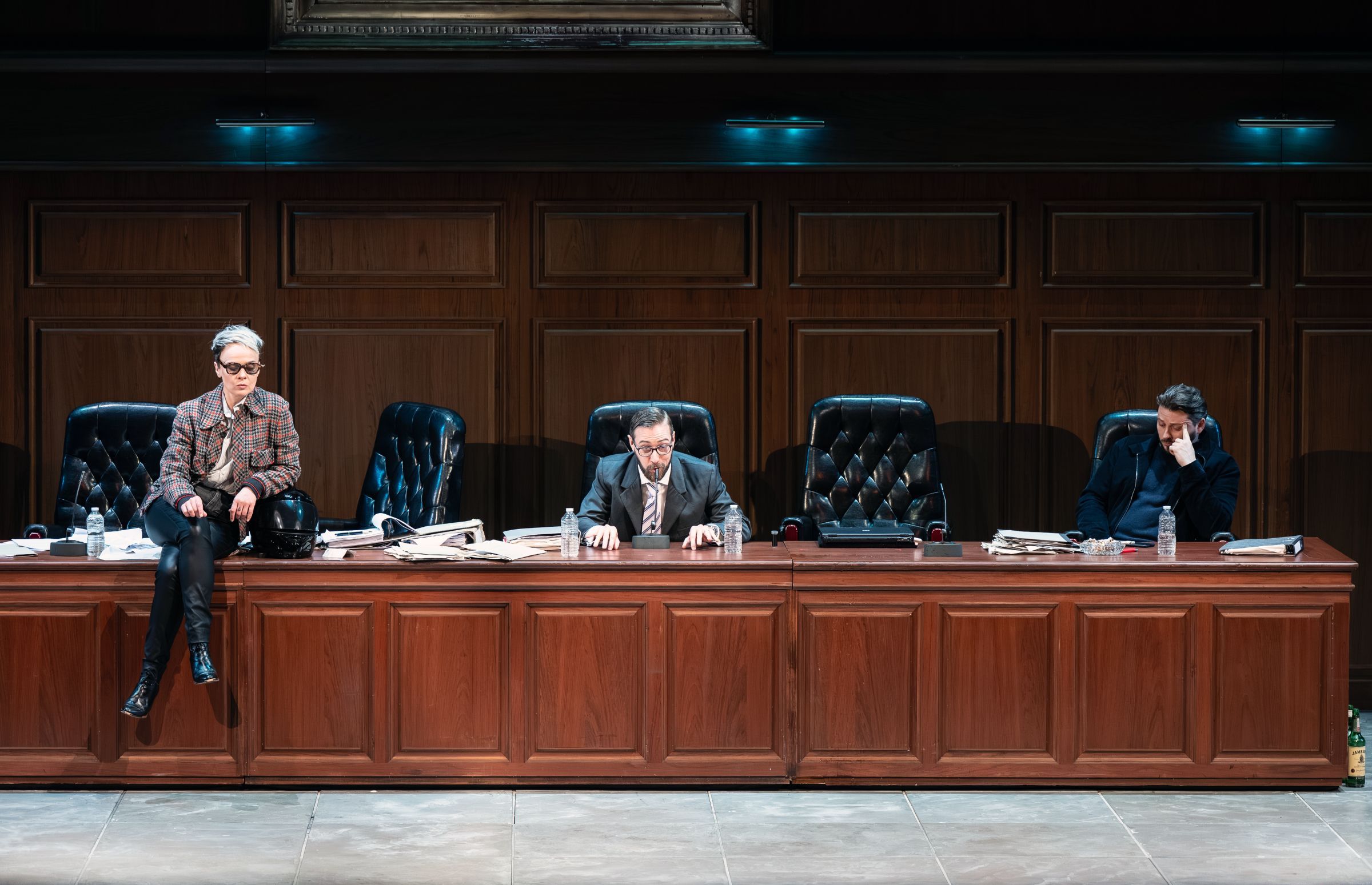 Aušrinė Stundytė (Emilia Marty), Jan Hynk (Dr. Kolenatý), Paul Kaufmann (Vitek) &copy; Frédéric Iovino