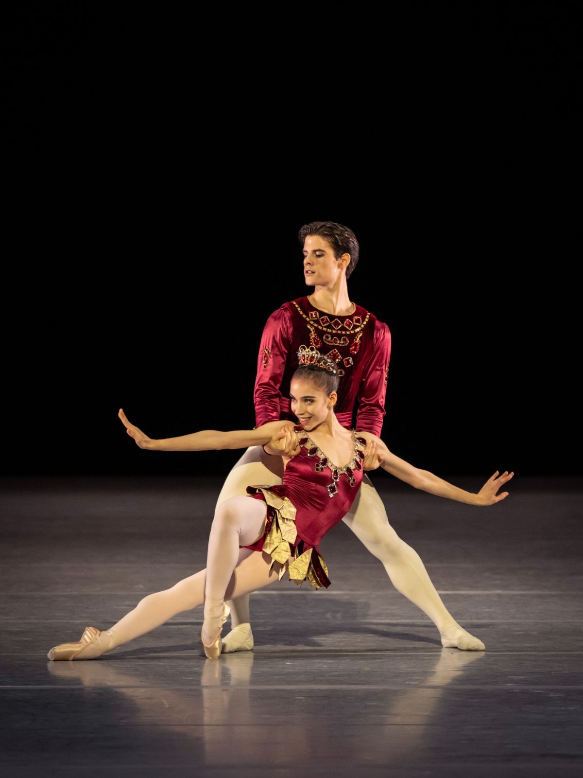 Margarita Fernandes and António Casalinho in <i>Rubies</i> © Wiener Staatsballett | Ashley Taylor