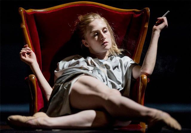 Grete Sofie Borud Nybakken as Hedda in Marit Moum Aune's <i>Hedda Gabler</i> © Erik Berg