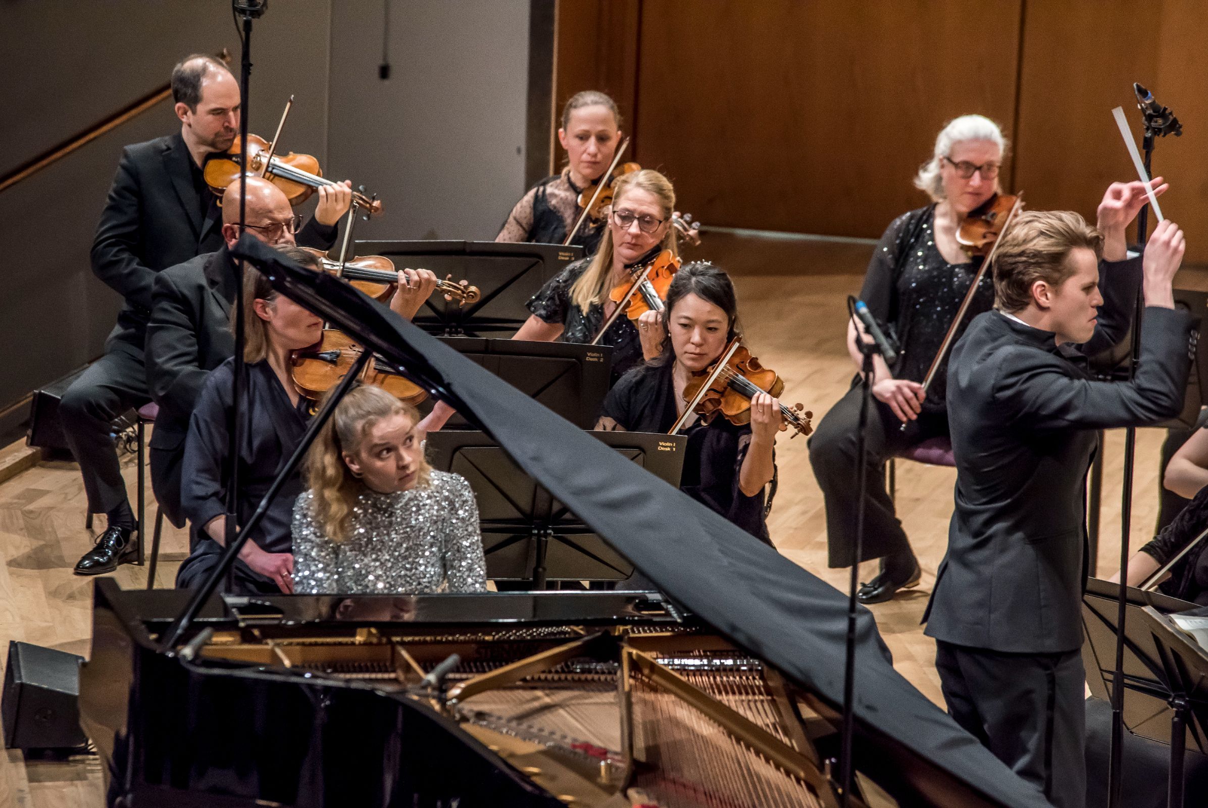 Elisabeth Brauß and the BBC Philharmonic Orchestra &copy; Chris Payne