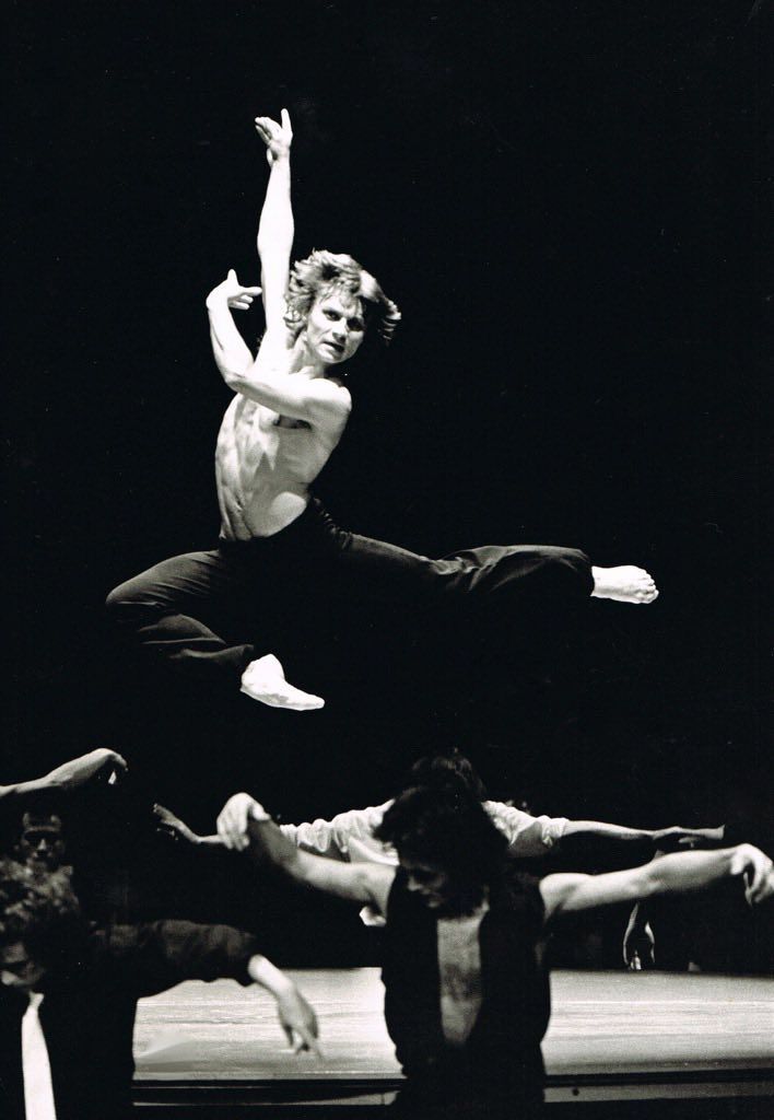 Matz Skoog in Maurice Béjart's <i>Boléro</i> with English National Ballet &copy; Matz Skoog's personal collection