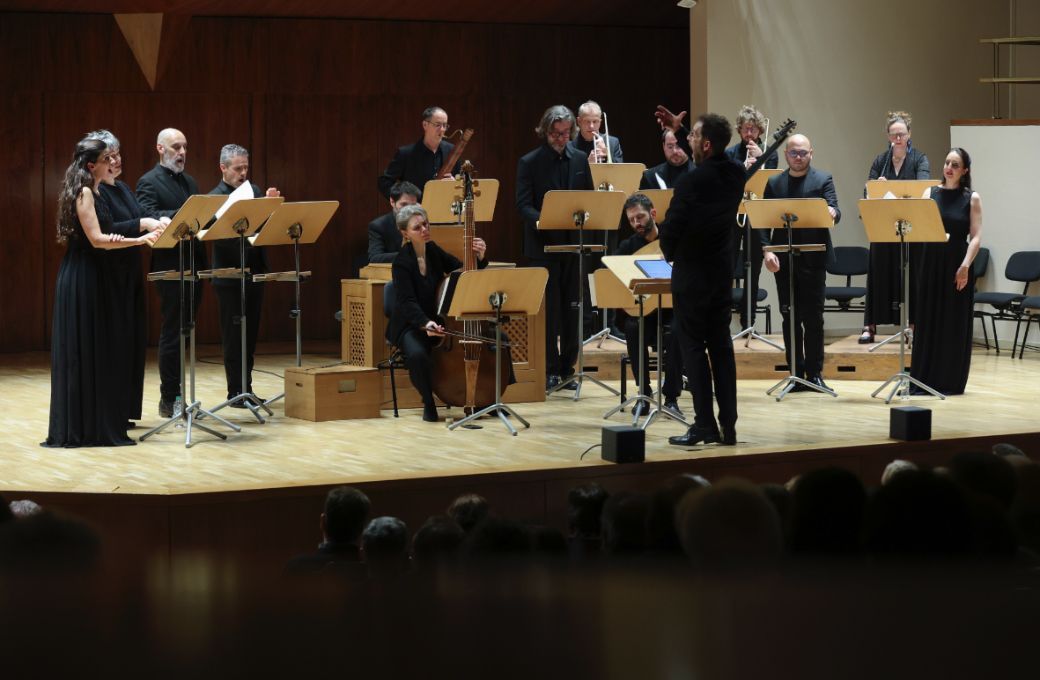 Albert Recasens dirige La Grande Chapelle en el Auditorio Nacional &copy; Elvira Meg&iacute;as | Centro Nacional de Difusi&oacute;n Musical (CNDM)