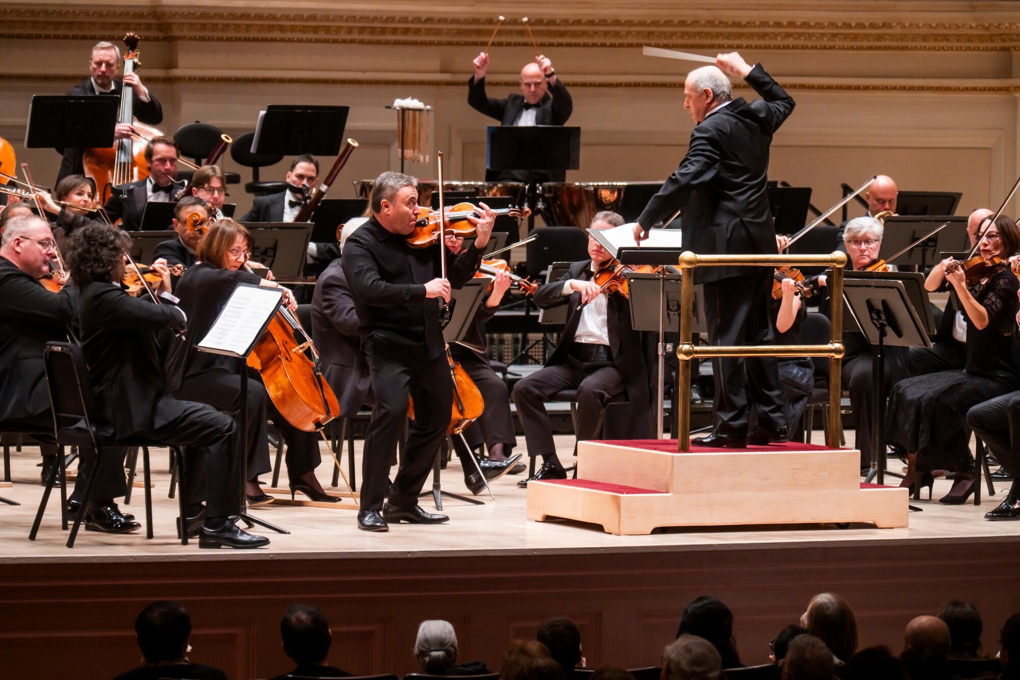Maxim Vengerov, Iván Fischer and the Budapest Festival Orchestra © Chris Lee
