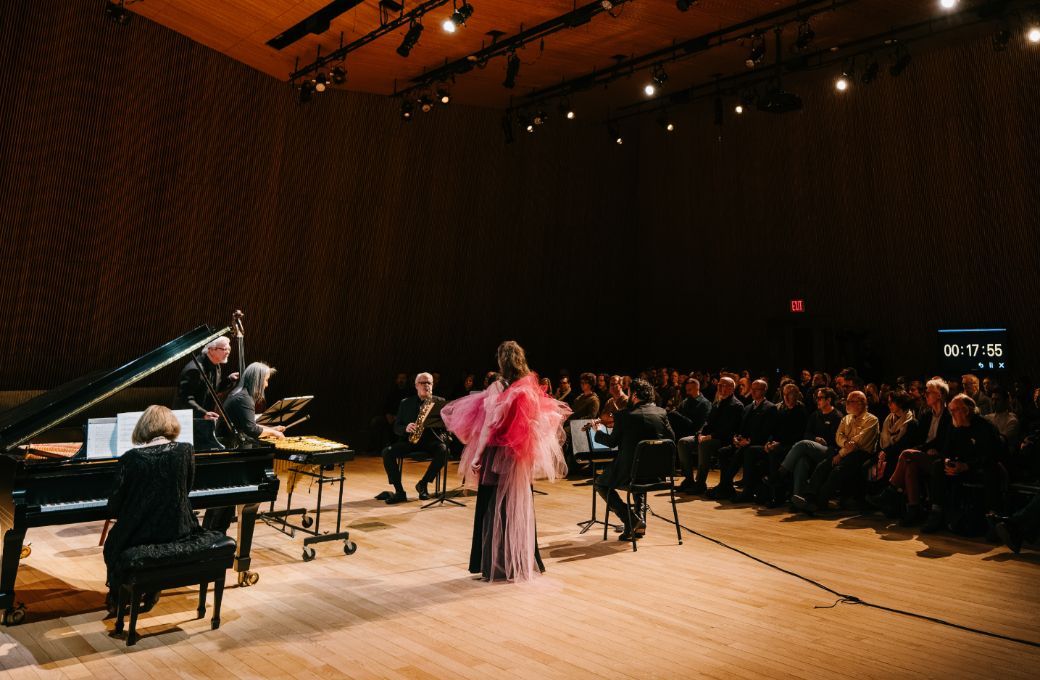 St Luke's Chamber Ensemble and Ariadne Greif &copy; Fadi Kheir