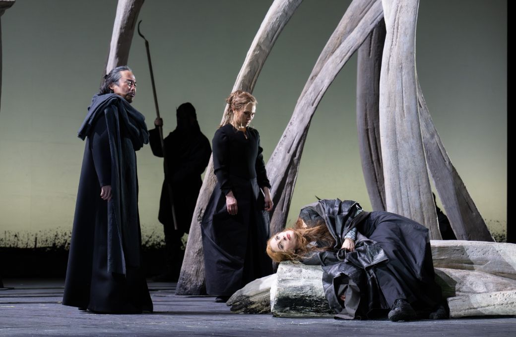 Liang Li (König Marke) und Malin Byström (Isolde) © Monika Rittershaus