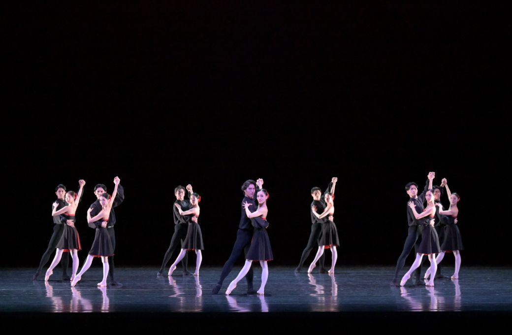 National Ballet of Japan in Hans van Manen's <i>5 Tangos</i> © Takashi Shikama