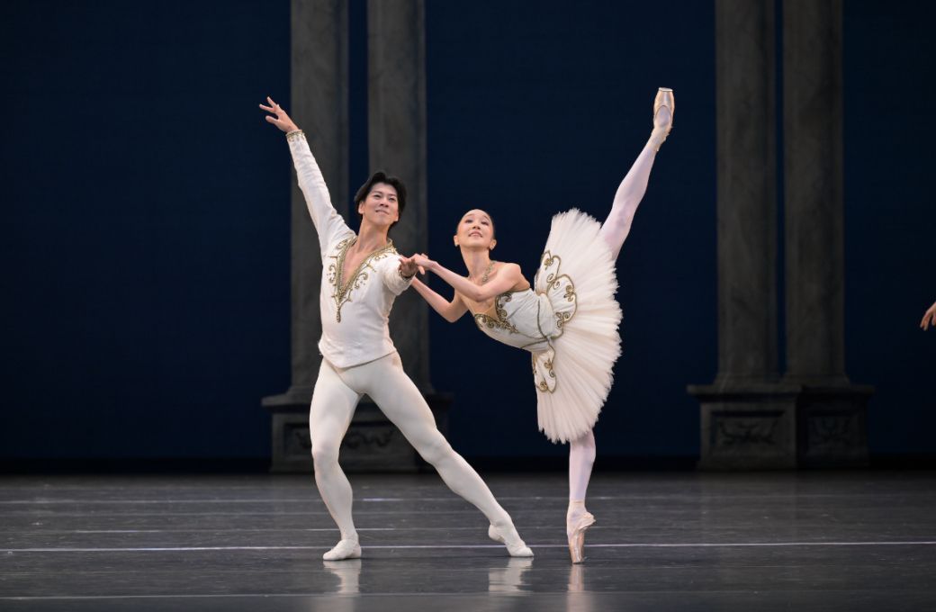 Shogo Hayami and Yui Yonezawa in George Balanchine's <i>Theme and Variations</i> © The George Balanchine Trust, Takashi Shikama