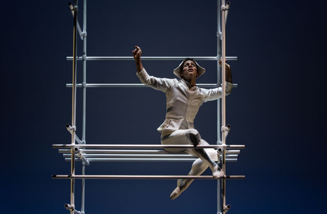 Marcelino Samb&eacute; as Pierrot in Glen Tetley's <i>Pierrot Lunaire</i> &copy; Camilla Nervi