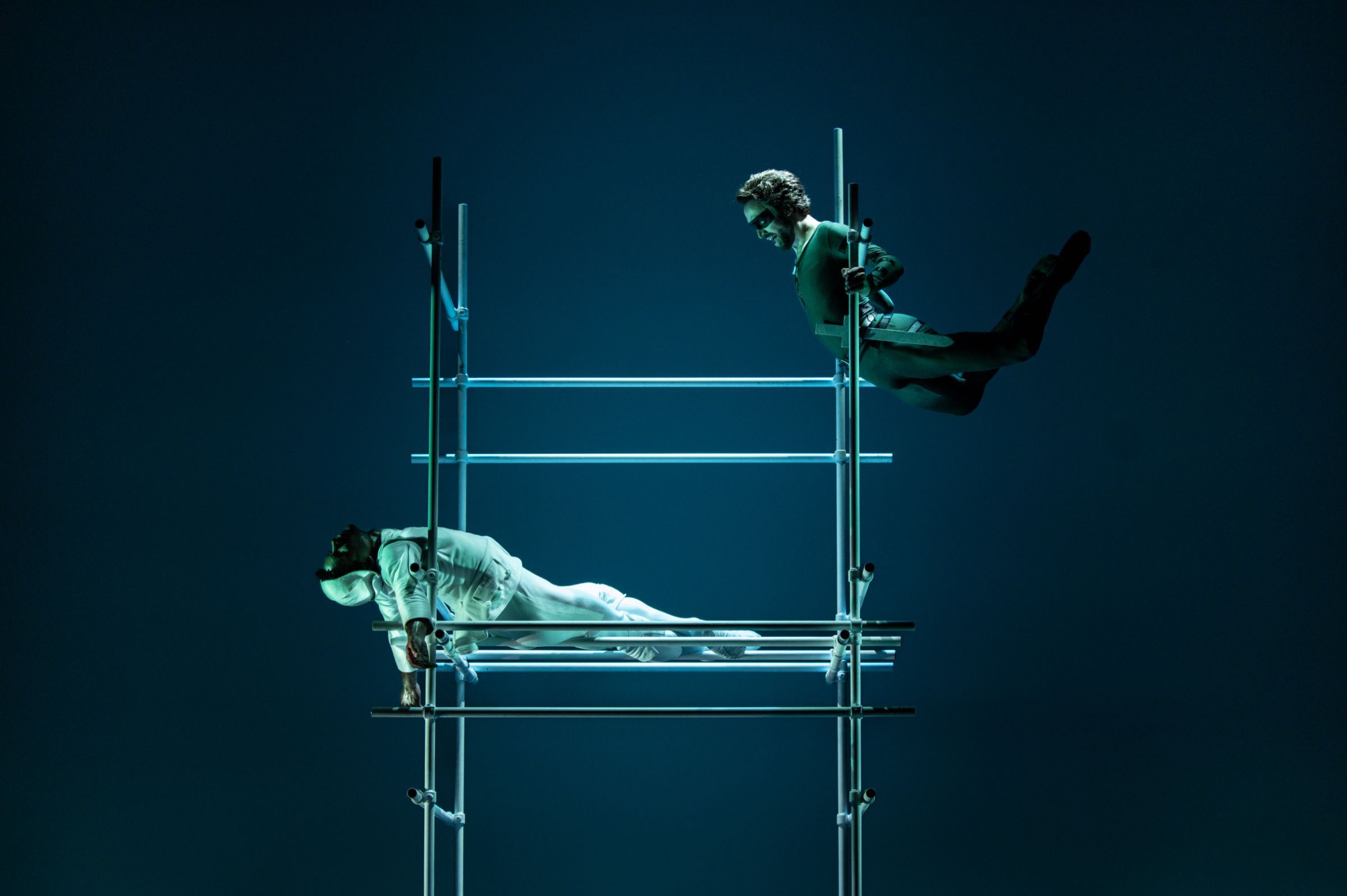 Marcelino Sambé as Pierrot and Matthew Ball as Brighella in Glen Tetley's <i>Pierrot Lunaire</i> © Camilla Nervi