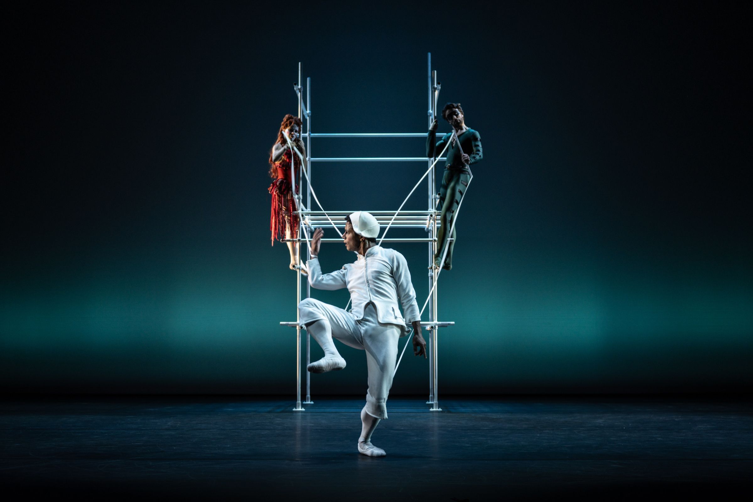 Mayara Magri, Marcelino Sambé and Matthew Ball in Glen Tetley's <i>Pierrot Lunaire</i> © Camilla Nervi